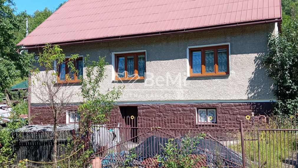 Rezervované: Rodinný dom,1254m2,Skalité, okr.CA(269-12-MACH)