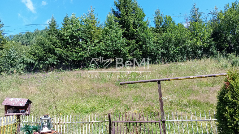 Rezervované: Rodinný dom,1254m2,Skalité, okr.CA(269-12-MACH)