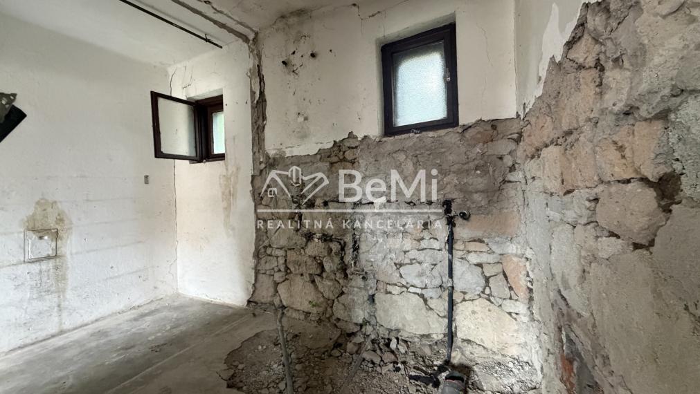 Rodinný dom , v obci Boldogkővárajla ZA 24000,-Eur -PREDAJ
