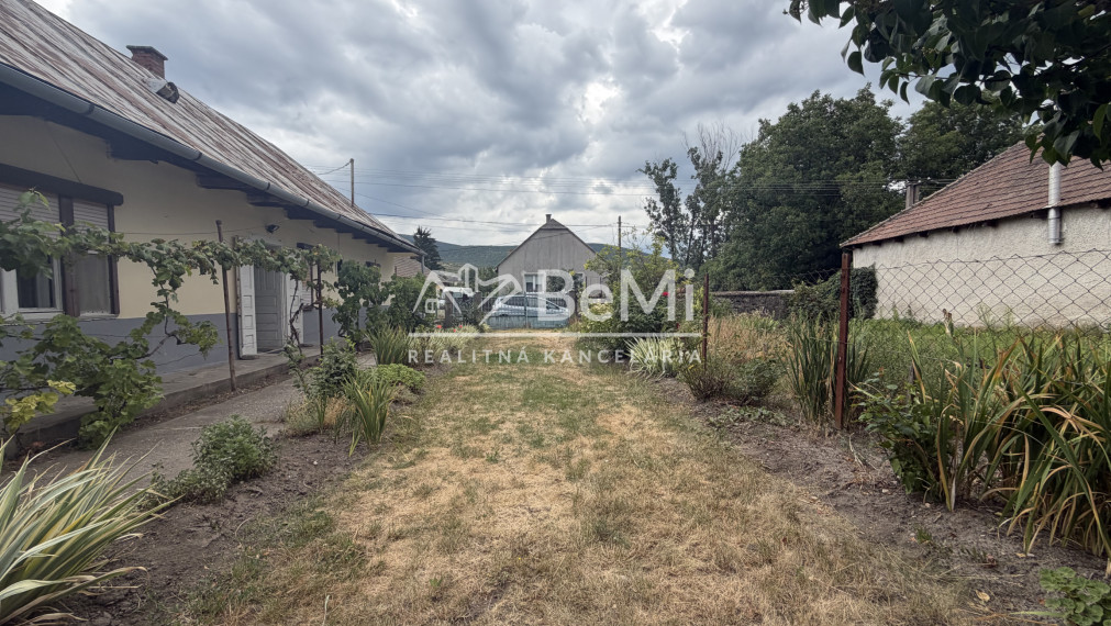 Rodinný dom,vhodný na chatu v Boldogkőújfalu za 27000,-Eur