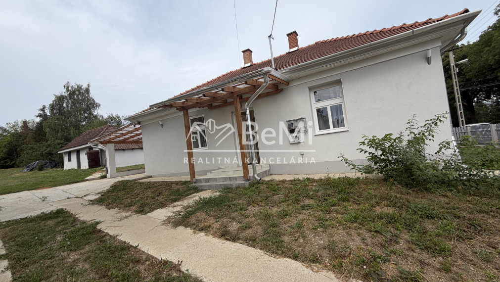 Zrekonštruovaný dom v obci Gagyvendégi, 20 min od Buzice