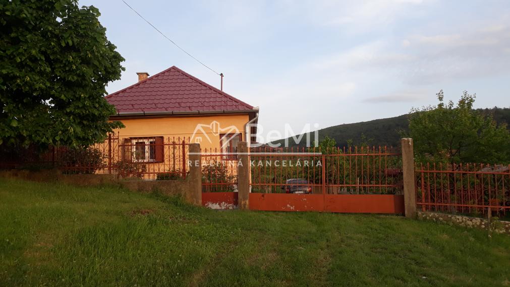 Zrekonštruovaný rodinný dom v obci Fony, Maďarsko - PREDAJ
