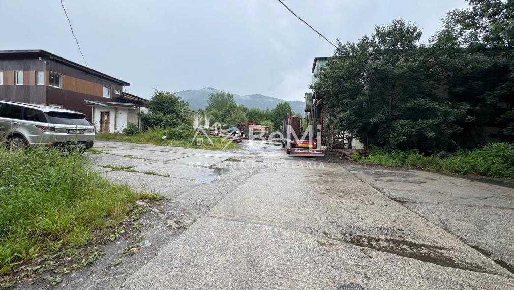 Priemyselný areál, 4 budovy – bývalý Agropodnik Medzibrodie