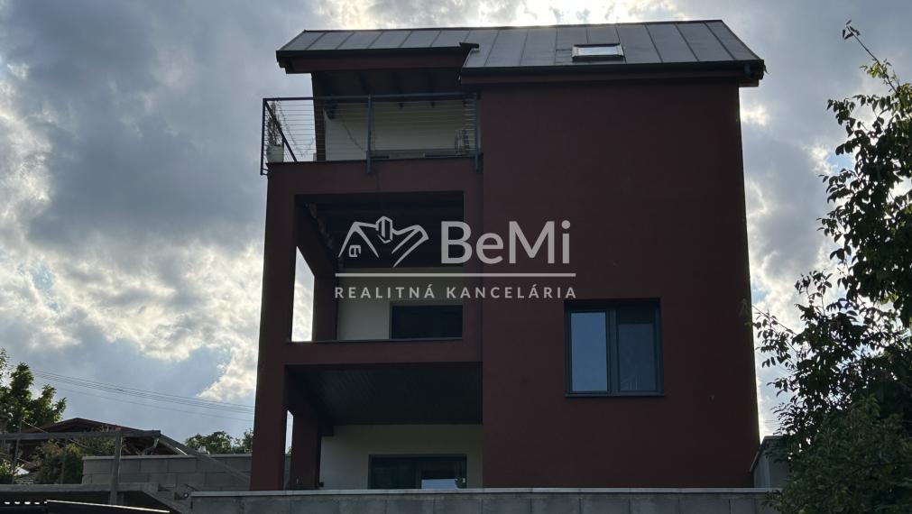 Predaj rodinný dom, LEVICE - KALINČIAKOVO  119-12-MIJK