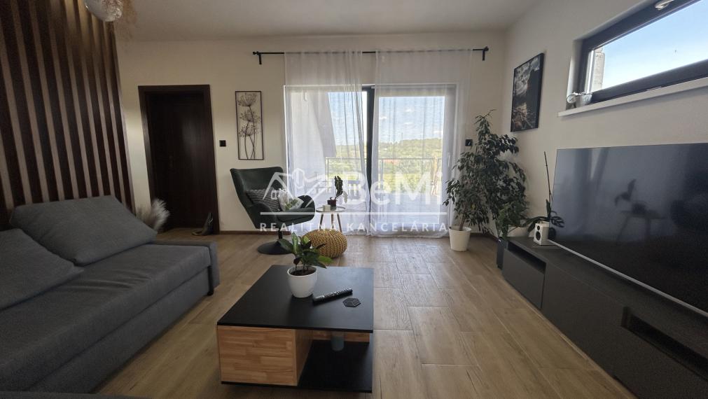 Predaj rodinný dom, LEVICE - KALINČIAKOVO  119-12-MIJK