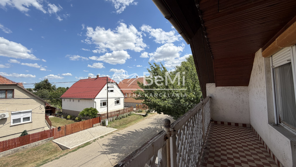 Dvojgeneračný rodinný dom v obci Halmaj- Maďarsko -PREDAJ