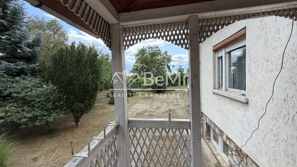 Dvojgeneračný rodinný dom v obci Halmaj- Maďarsko -PREDAJ