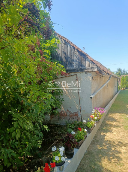 Exkluzívny predaj: 5-izb. dom v Kuzmiciach, pozemok 728 m² 023-12-RAKOE