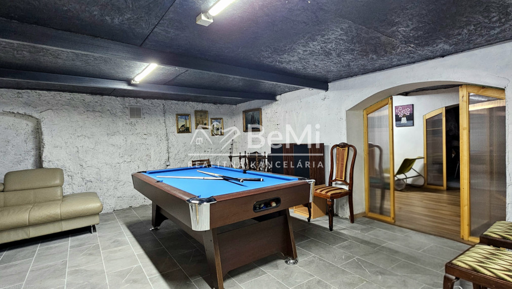 VÝNIMOČNÝ DOM V CENTRE RIMAVSKEJ SOBOTY - NA PREDAJ