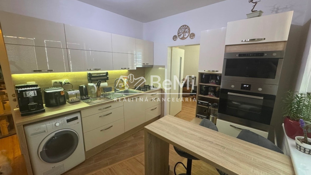 1 izbový byt  Nitra - Na Hôrke -ID-010-111-VISK