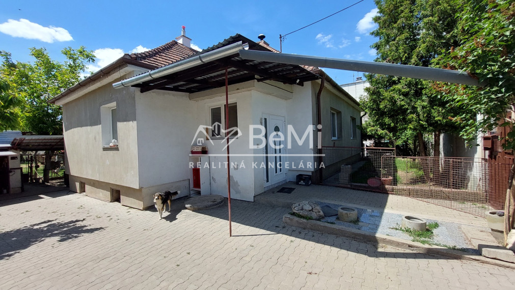 Na predaj rodinný dom v obci Krtovce ID 232-12-LUGUE