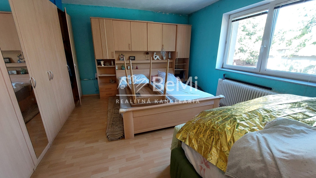 Na predaj rodinný dom v obci Krtovce ID 232-12-LUGUE