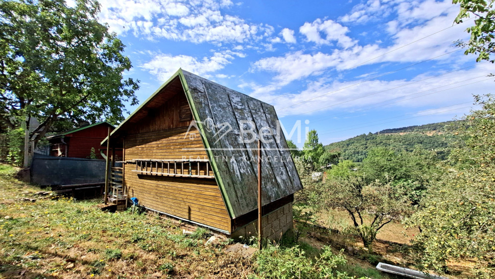 Predaj, záhradná chatka s pozemkom -  Kremnica/Grobňa (031-13-ZOLA)