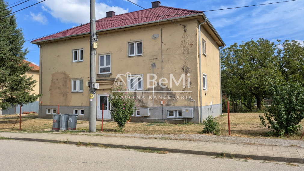 Predaj, 2 izbový byt - Žirany (1263-112-AFI)