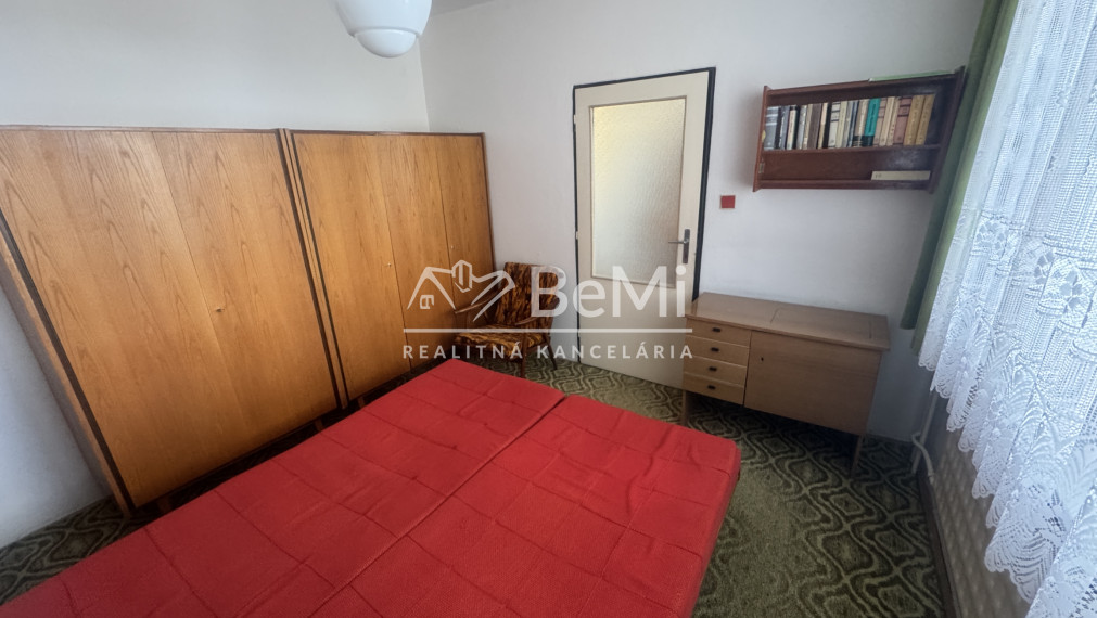 Nitra CHRENOVÁ - 3 izbový byt, 78 m2