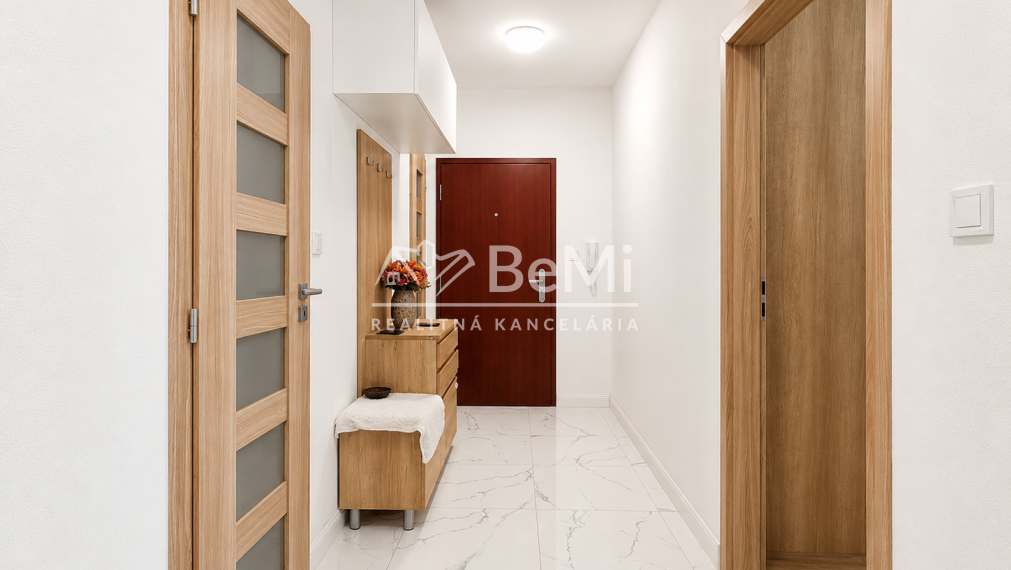 Predaj, moderný 3-izbový byt - Kozárovce (067-113-SIHA)