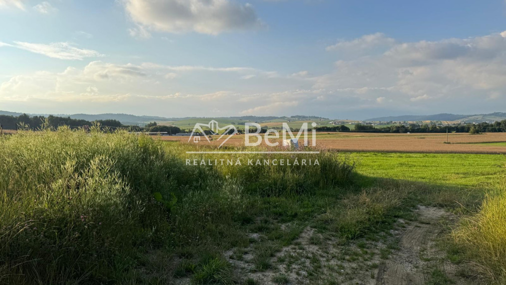 Na predaj pozemok Námestovo - Čerchle - 1 013 m2