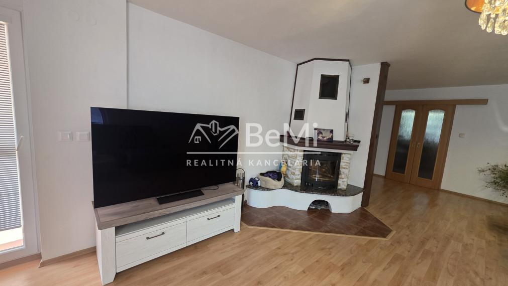 Exkluzívny rodinný dom –  bungalov s uzavretým vstupom