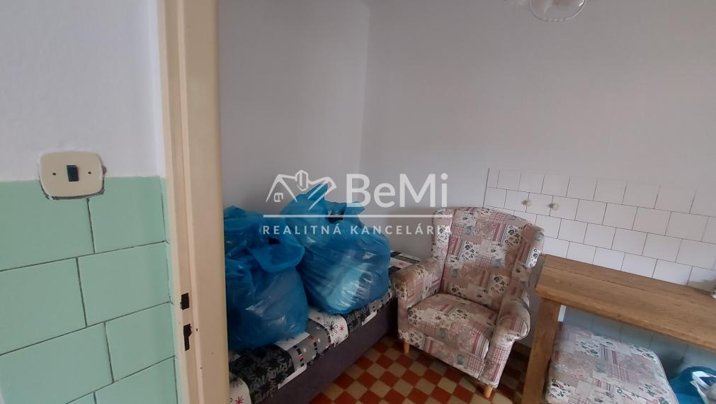Predaj rodinný dom Černík, pozemok 2486m2, okr. Nové Zámky(254-12-JUF)