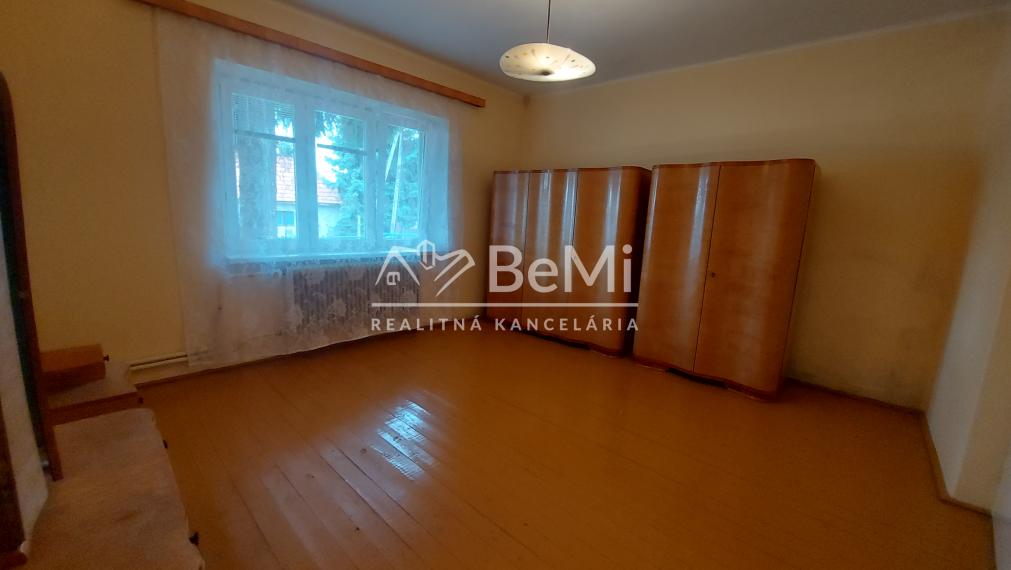 Predaj rodinný dom Černík, pozemok 2486m2, okr. Nové Zámky(254-12-JUF)