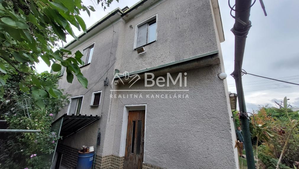 Predaj - rodinný dom - Žabokreky nad Nitrou ID 234-12-LUGUa