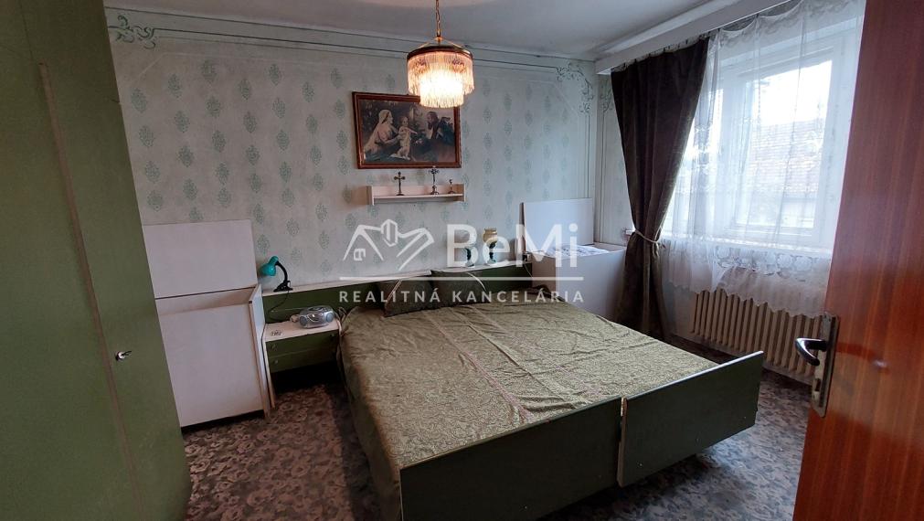 Predaj - rodinný dom - Žabokreky nad Nitrou ID 234-12-LUGUa