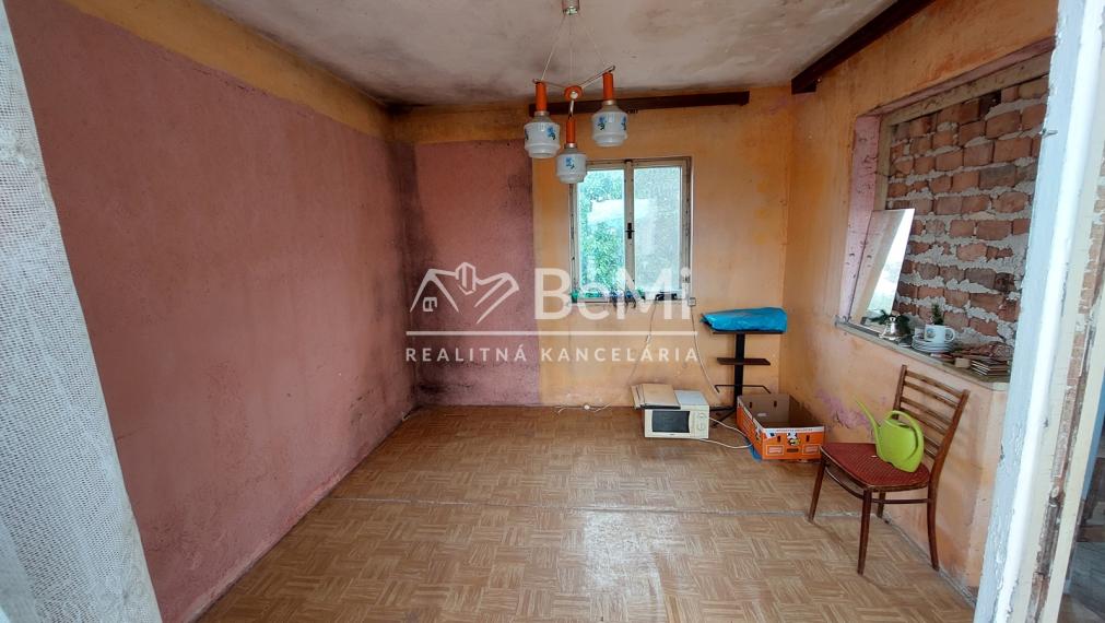 Predaj - rodinný dom - Žabokreky nad Nitrou ID 234-12-LUGUa