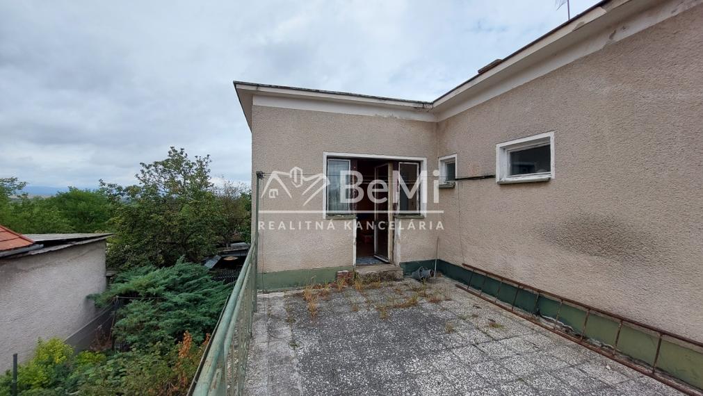 Predaj - rodinný dom - Žabokreky nad Nitrou ID 234-12-LUGUa