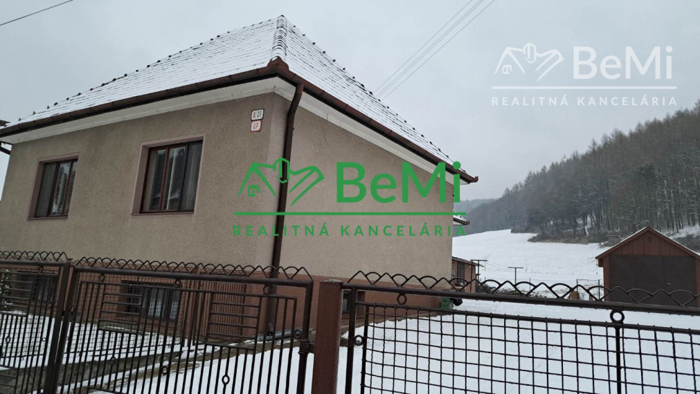 Znížená cena Rodinný dom Kubrica 123-12- MACHOE