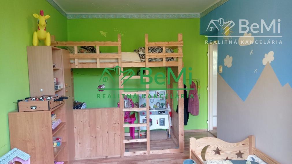 Predaj 3 izbového bytu - Levice (052-113-DUJU)