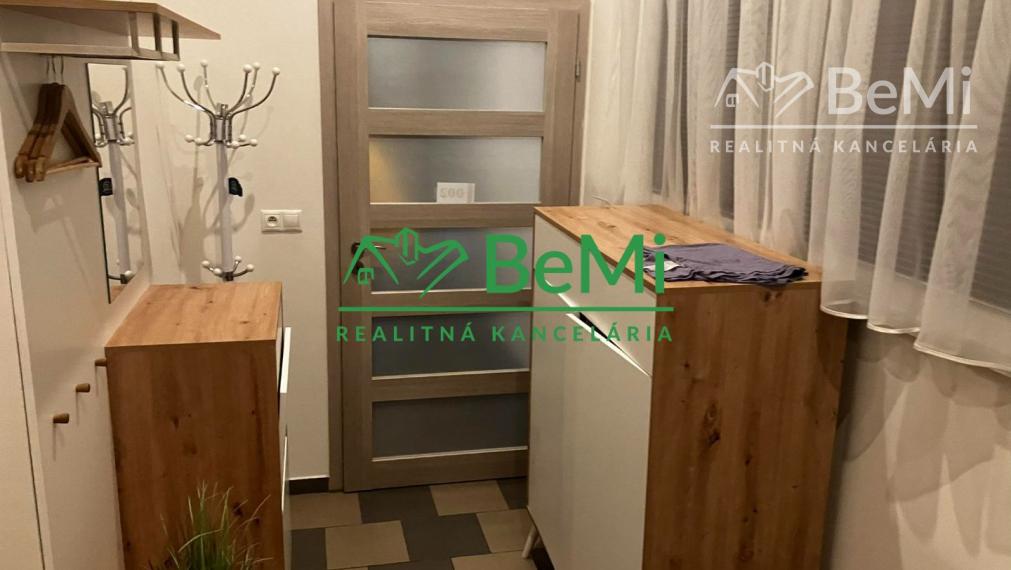 Apartmán pre pracujúcich a študentov (002-211-SAMR)