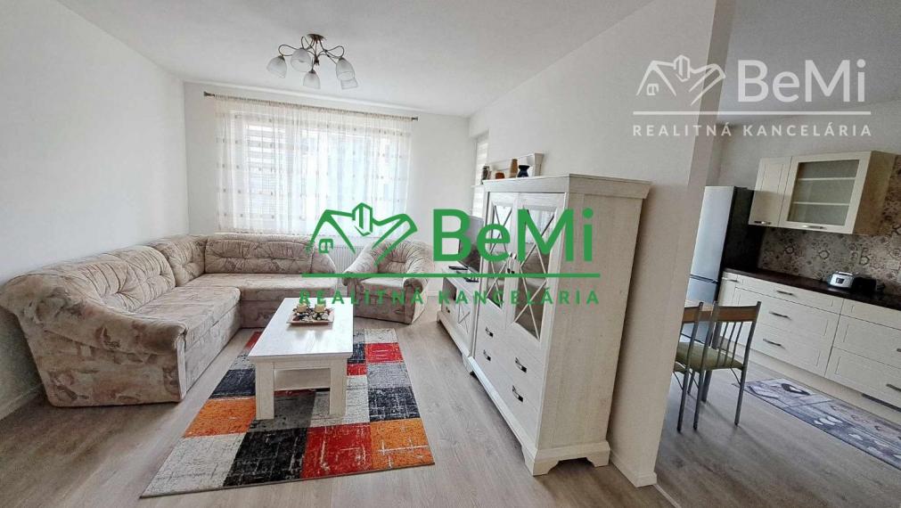 Prenájom novostavba 2- izbový byt s dvoma parkovacími miestami 159-212-MACHO