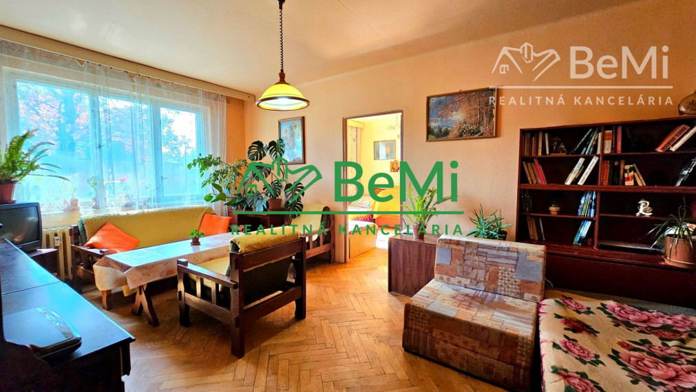 2-IZBOVÝ BYT RIMAVSKÁ SOBOTA, ROŽNAVSKÁ - NA PREDAJ