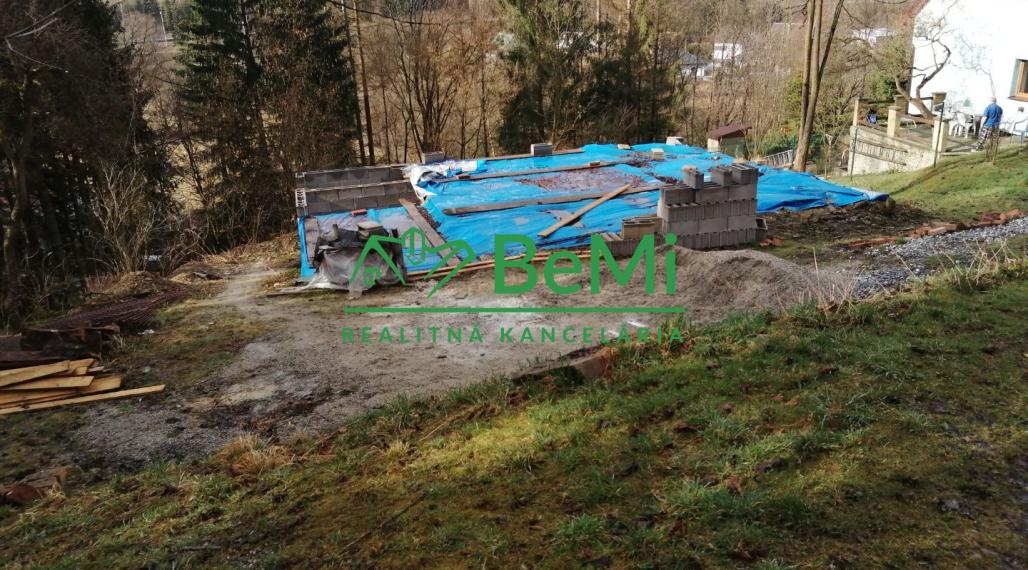 Predaj,  pozemok, 1093m2, Skalité, Okr: Čadca (185-12-MACHa)