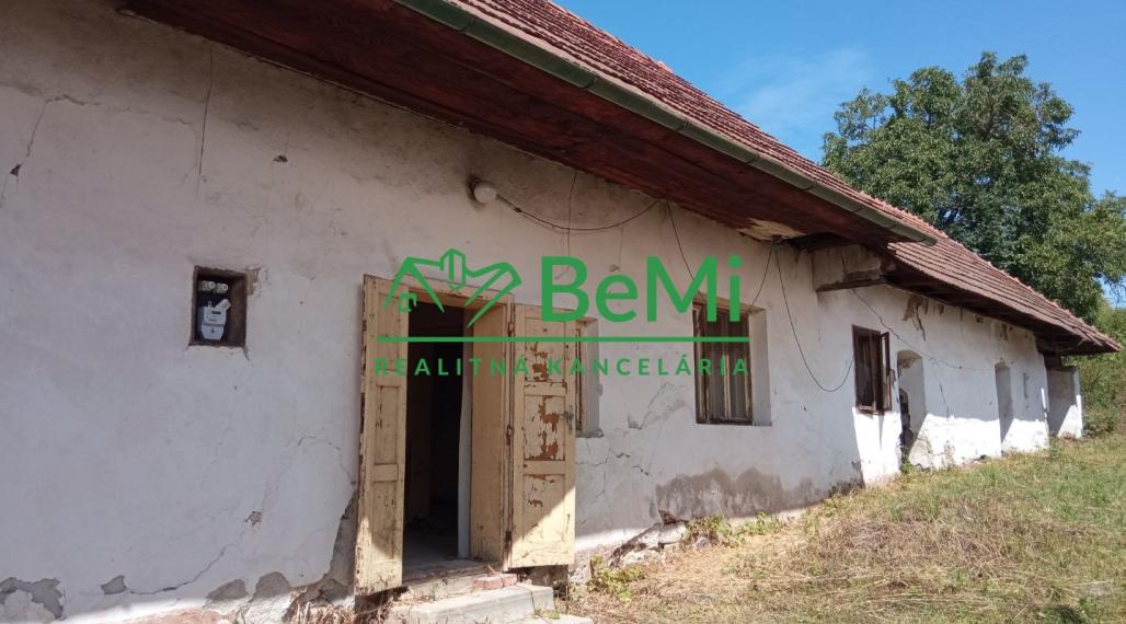 Predaj, vidiecký dom - Čaradice (1128-12-AFI)