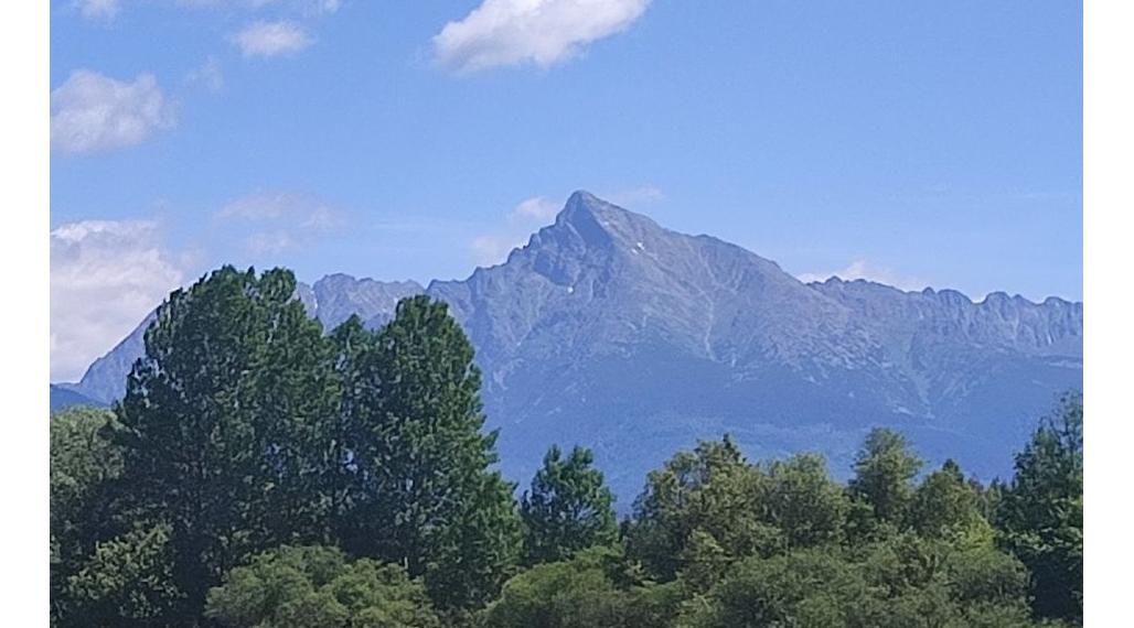 Pozemok v Pribyline s výhľadom na Kriváň ID: 049-14-STKE