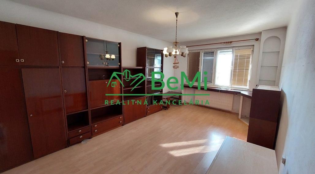 Na predaj - rodinný dom v obci Kovarce - ID 147-12-LUGUa