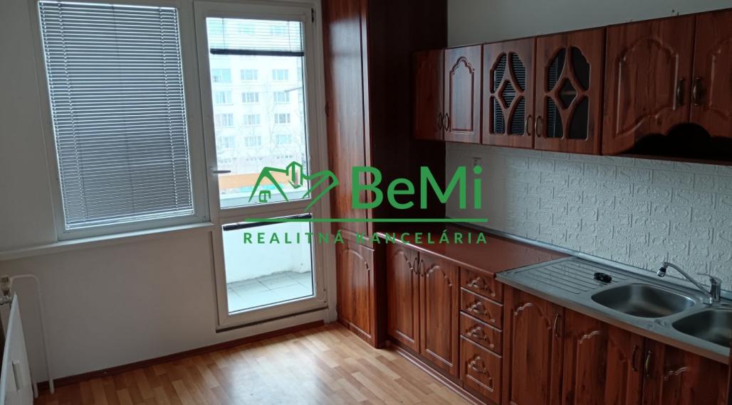 Predaj: 3 izbový byt, 69,66 m2, Čadca ( 230-113-MACHa)