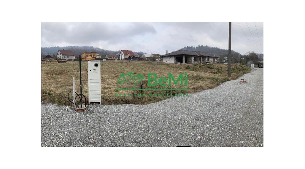 Predaj: stavebný pozemok, 561m2, Skalité, okr. Čadca (044-14-JAGAa)