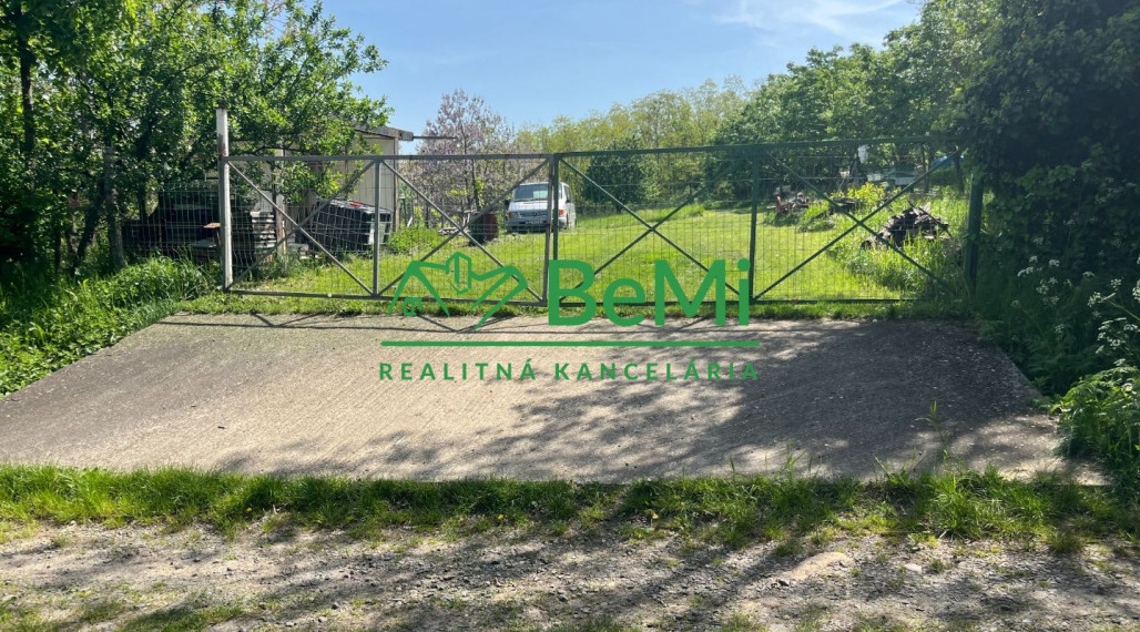 Predaj pozemok - Krškany (002-14-MIJK)