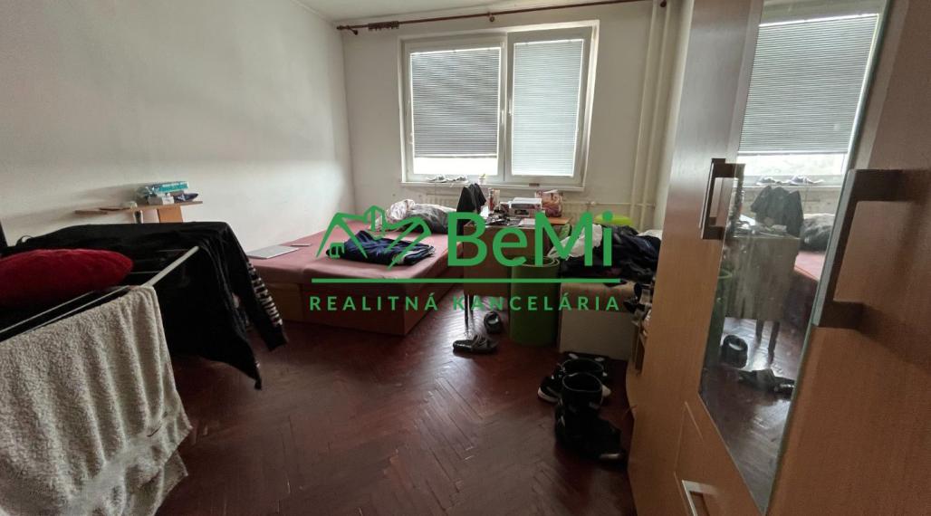 Predaj  3 izbový byt  - Levice (023-113-MIJKa)