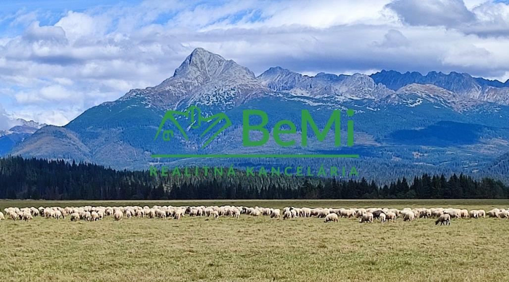 Pozemok s krásnym výhľadom na Kriváň ID: 055-14-STKE