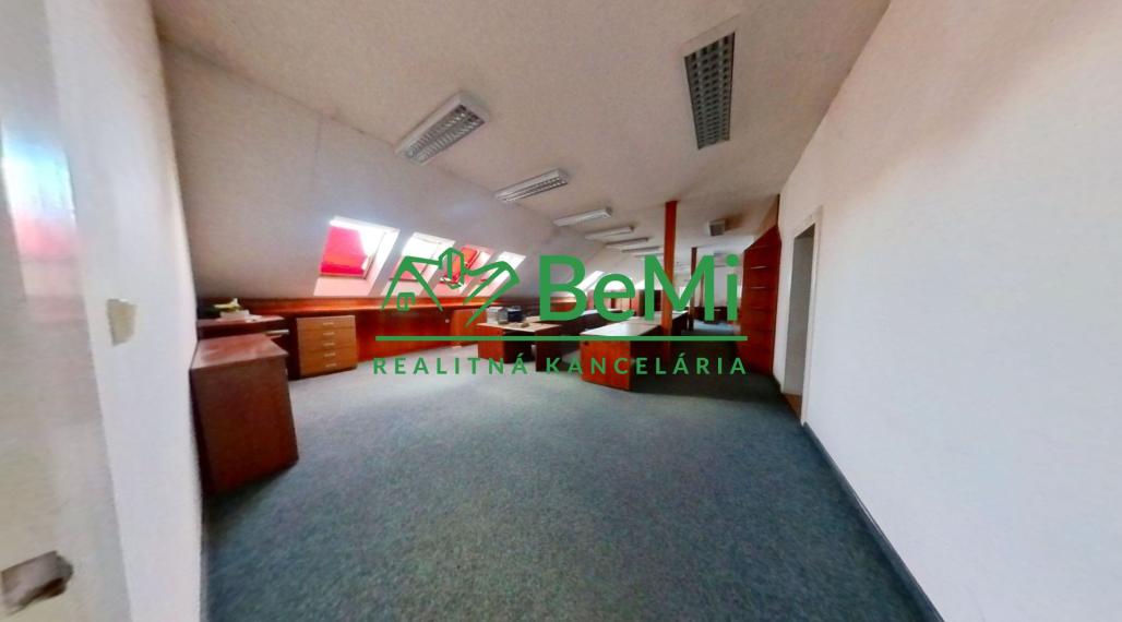 Komerčný /prevádzkový priestor na prenájom-Lučenec