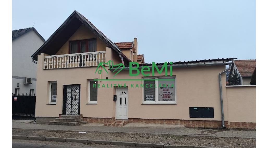 Obchodné priestory na prenájom - Levice (011-25-MIVYa)