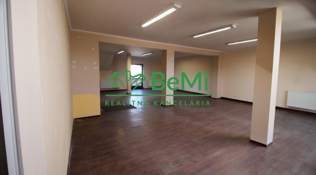 Dom na podnikanie a bývanie Spišské Vlachy ID:007-12-TECU