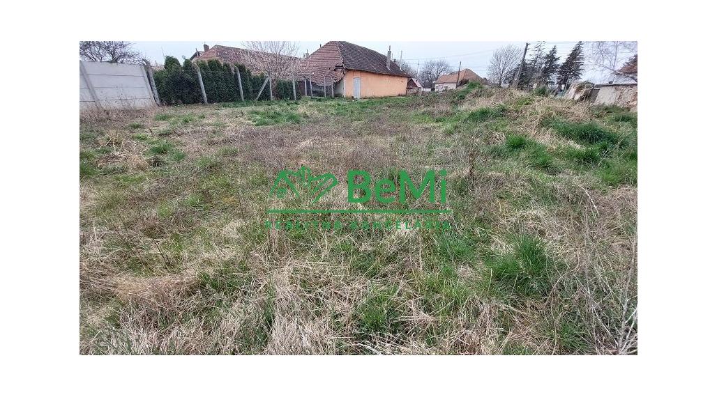 Predaj - stavebný pozemok v obci Oponice - ID - 030-14-ERSE