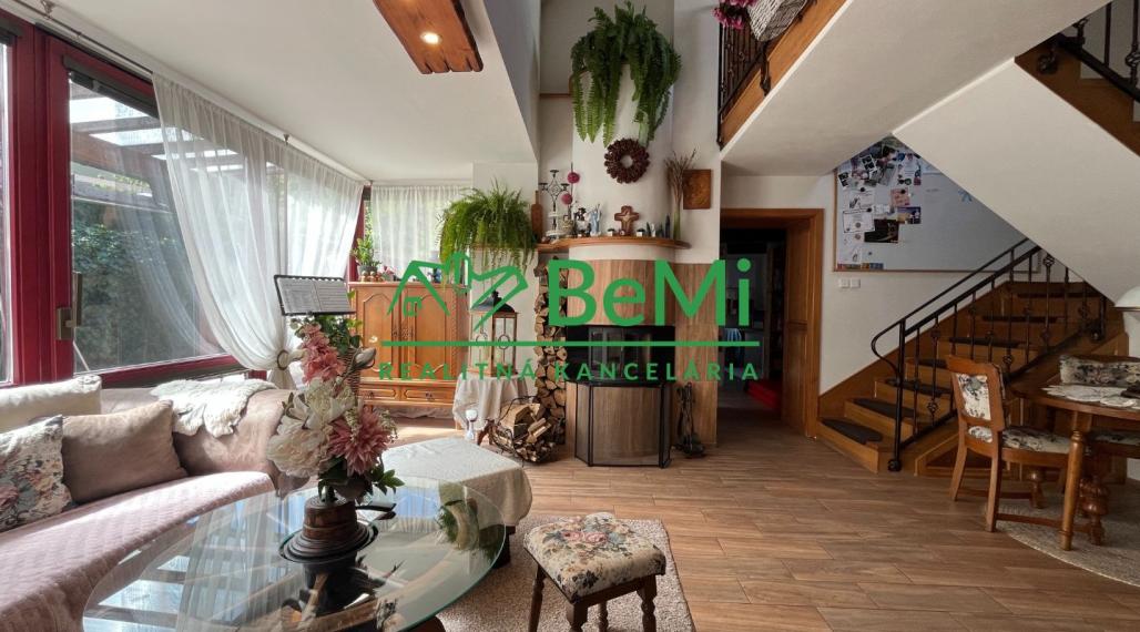 Predaj  rodinný dom -  Brehy /Nová Baňa/    089-12-MIJK
