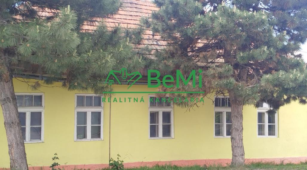 027-12-PAMA Starší dom v Nitre - Mlynárciach REZERVOVANÉ