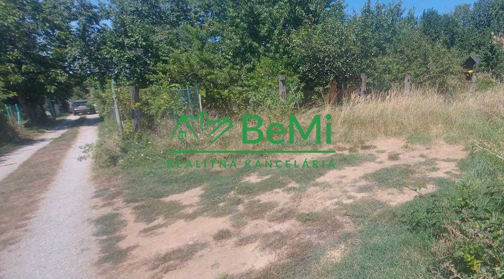 Predaj záhrada v Nitre, ul Šuranská(191-14-ERF)