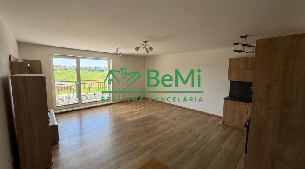 Na prenájom 2-izbový byt v Mútnom